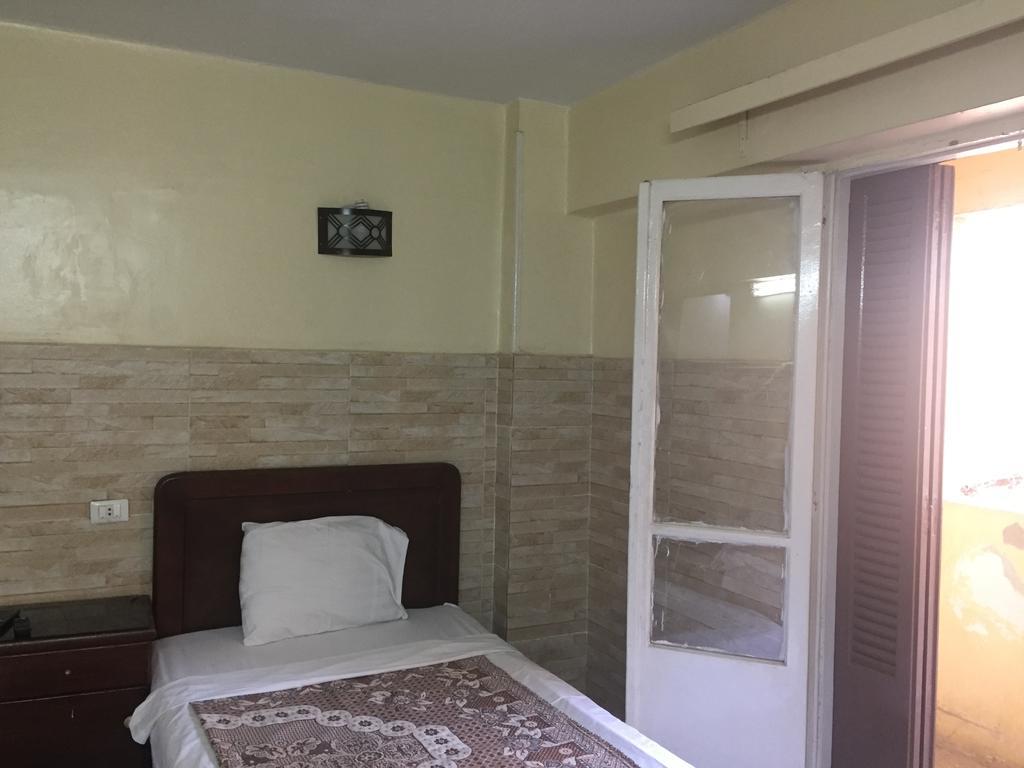 Venus Hostel Le Caire Extérieur photo